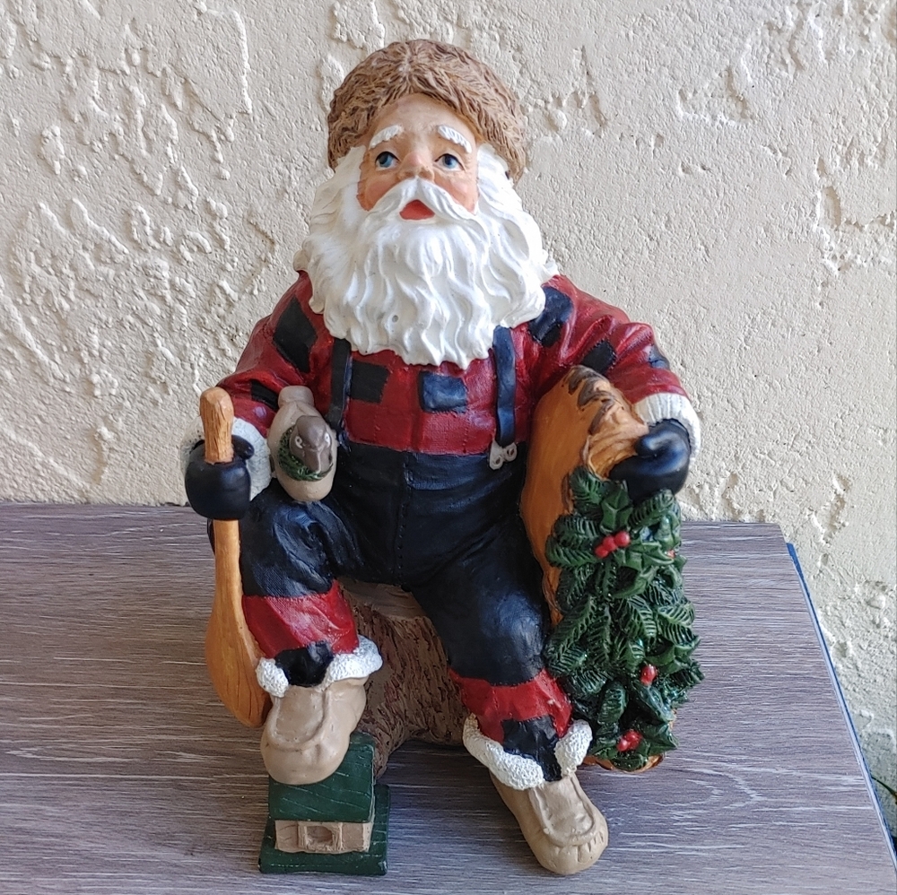 Woodworking Santa Clause Figurine